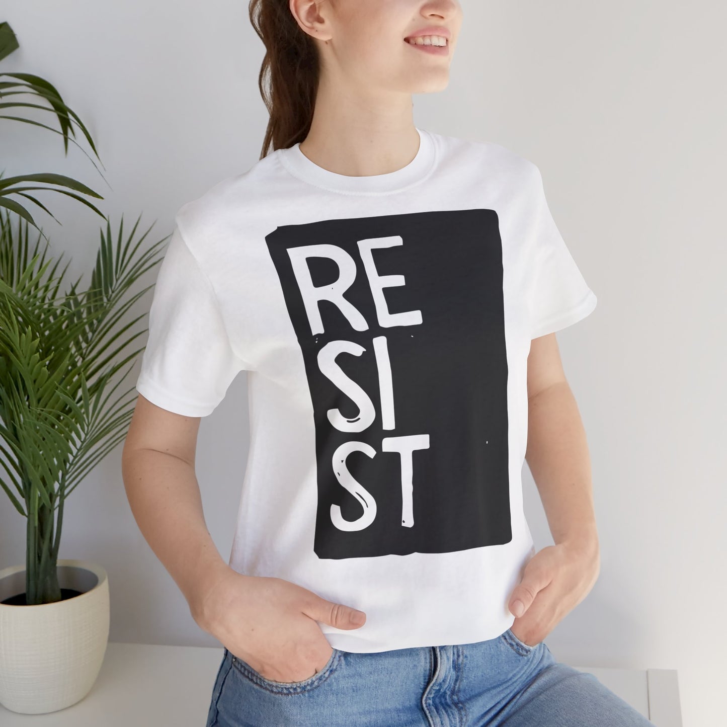 T-shirt - RESIST - Unisex